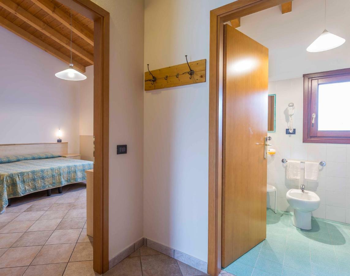 Agriturismo Tenuta Regina - Glamping luxury lodges Palazzolo dello Stella Exterior foto